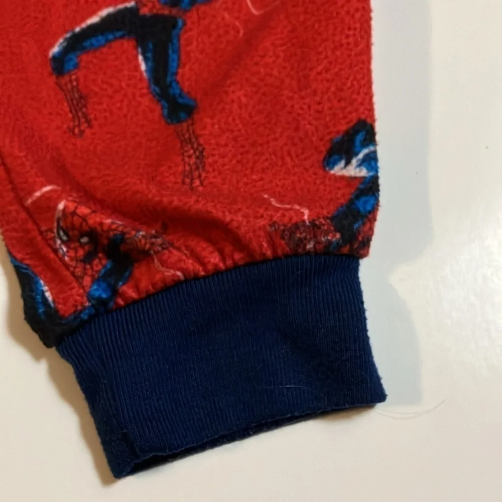 MARVEL Child’s Officially Licensed SPIDER MAN PJ SET Size 4/5  Red/Blue Preowned